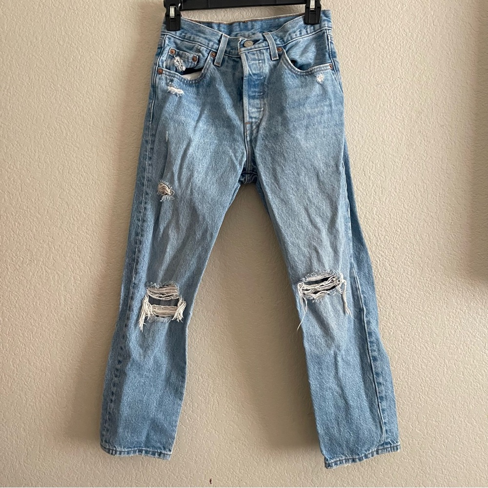 Levi’s 501 high rise button fly distressed jeans size 25 100% cotton